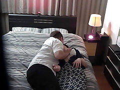 ازدواج زنان به ضرب گلوله توسط دوربین