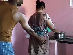 Aunty was working in the kitchen when I had fuckfest with her