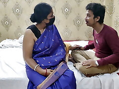 Indian Hot Stepmom Got Caught While Taking To Her Boyfriend By Stepson hard poke