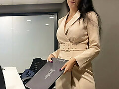 Boinked a hot secretary in the office toilet