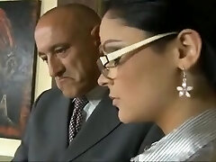 CALDE SEGRETARIE three (Gorgeous SECRETARIES)