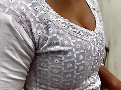 Holi mein kholi Bhabhi ki choli and plows her hard