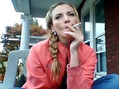 Busty Kentucky Cougar in your face