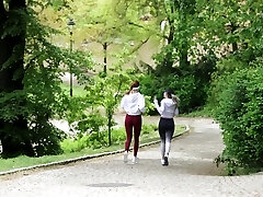 FFM three way with gorgeous Shalina Devine and Leya DeSantis