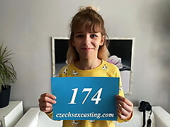 Girl with petite tits, but nice skills