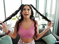 Tight-Bodied Angel Gostosa Has Fun Fingerblasting Her Hairy Pussy