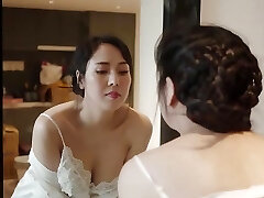 Big mammories slut mature milf with huge natural tits cuckold with her ex-boyfriend in the hotel