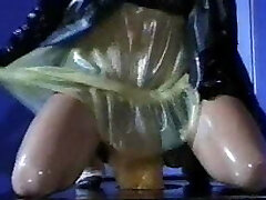 Sklavin Unter Dem Gummi-Arsch