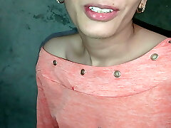 Mujhe bahot jor se peshab aa rha hai jaldi krleti hi nhi to yhi nikal jayega full HD video with Slender Lady DESIFILMY45