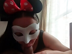 Unsuspecting Boss Gets A Good Blowage From His Maid