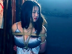 Bondage the thief chick
