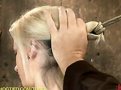 Super-hot little blondie used in Rope lesson