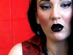 Vampire Mistress Brainwash