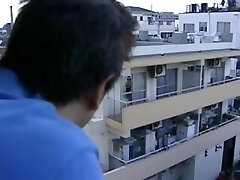 Housewife Invites neighbor to Pulverize