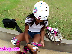 HD Asian girl first time roller staking sucking phat dick