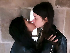 Public fuck-a-thon on the streets of Barcelona - DOLLSCULT
