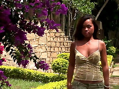 Milf stepmom Jade loves anal sex and double foray