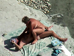 Unexperienced voyeur webcam BBW sucks cock for facial