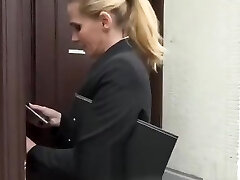Lovemaking Hot amateur milf fucked for cash