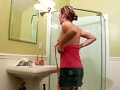 Lesbian babes interchange turns licking pussy Lesbian babes interchange turns licking pussy