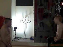 Deutscher Sadism & Masochism DREIER im Domina Studio mit anal