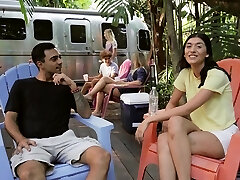 Passionate outdoors fucking with boner hungry girlfriend Juliette