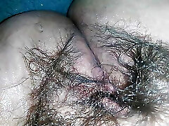 Stranger fucked and his jizz on my hairy cunt