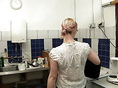 So Ficken Die Beamtinnen (Full Vid) So Ficken Die Beamtinnen (Full Vid)