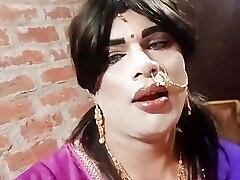 Urvashipatil Rani Kinnar's vlog vid goes viral