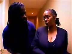 Ebony mature getting boinked Ebony mature getting boinked