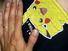 жена дрочит жопу в трусиках и получает сперму