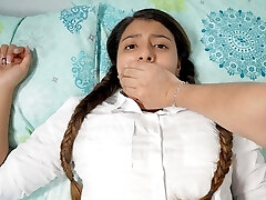 тише, тише, не кричи! - сводный брат трахает свою сводную сестру, когда они дома одни