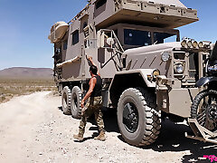 отчим секретного агента - s16:e2