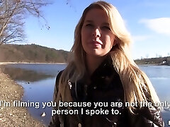 Кудрявый светловолосый красавчик с очень красивой попой взял за Минет