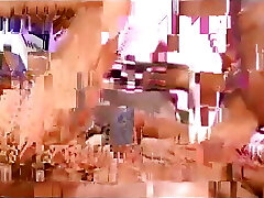 азиатская красотка лижет свою киску и сиськи, одновременно дроча головку и скача верхом на члене