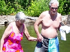 ILOVEGRANNY Matures In First-timer Slideshow Compilation