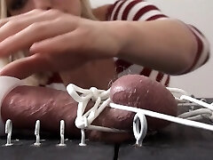 Злая госпожа играет с ней Сисси раб.с Донг