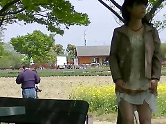 Japanese Crossdresser Outdoor Flashing.2