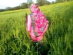 Indian Village Bhabhi Outdoor Hook-up PORN IN HINDI
