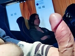 Stranger teen suck meatpipe in bus