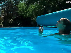 Angelica Heart &ndash; Amazing Honey Underwater