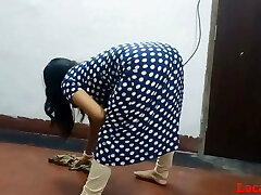 Indian Village Bhabhi Xxx Vid Shoot With Farmer In Village Palace