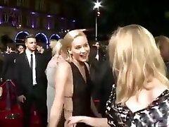 Jennifer Lawrence and natalie dormer kiss