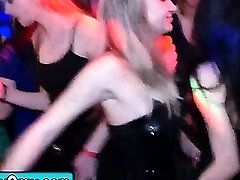 Amateur partie salopes manger de la bite Amateur partie salopes manger de la bite