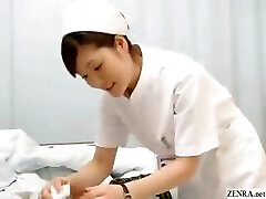 Japonais infirmière donne des soins branlette lucky patient