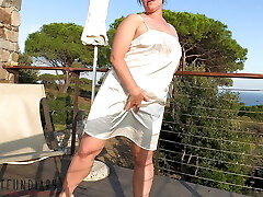 Bootylicious MILF in White Satin Dress Sunset Balcony Sex - Projectfundiary