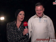 PUBLIC CASTING - unknown guy picks German teenagers