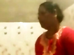 Desi Aunt stagged on washing her chubby body