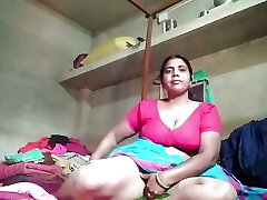 Indian red-hot aunty new video
