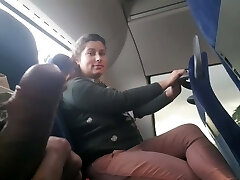 Voyeur seduces Cougar to Suck&Jerk his Pipe in Bus
